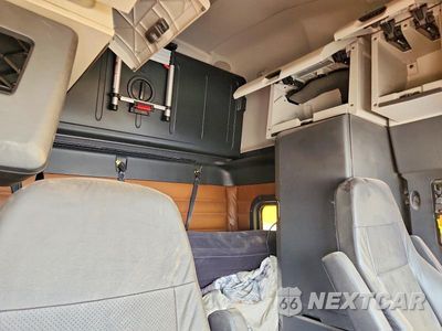 Zdjęcie 6 z 10 samochodu: 2022 FREIGHTLINER CASCADIA 126