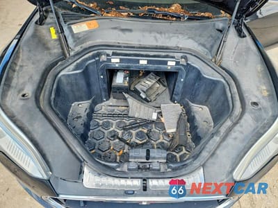 Zdjęcie 11 z 11 samochodu: 2013 TESLA MODEL S VIN:5YJSA1DN9DFP07929 - miniatura