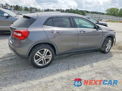 Trzecie zdjęcie samochodu z tyłu: 2017 MERCEDES-BENZ GLA 250 4MATIC VIN:WDCTG4GB0HJ322158 - miniatura