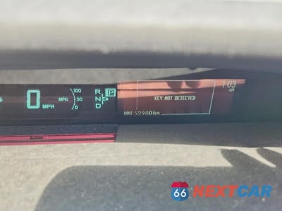 Zdjęcie 9 z 12 samochodu: 2011 TOYOTA PRIUS THREE VIN:JTDKN3DU0B1375165 - miniatura