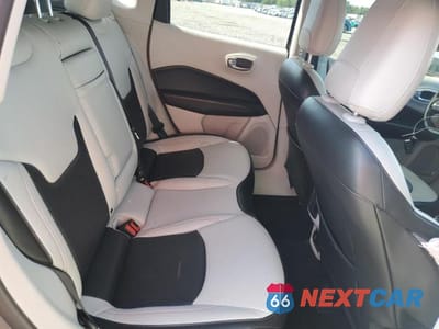 Zdjęcie 11 z 13 samochodu: 2019 JEEP COMPASS LIMITED VIN:3C4NJCCB8KT802092 - miniatura
