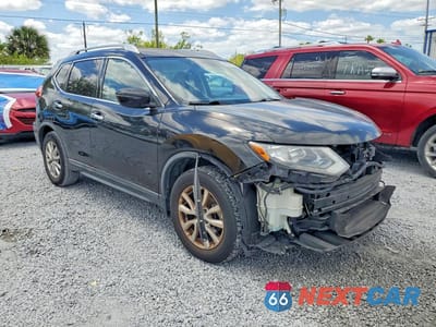 Czwarte zdjęcie samochodu z boku: 2018 NISSAN ROGUE SV VIN:KNMAT2MT9JP580143 - miniatura