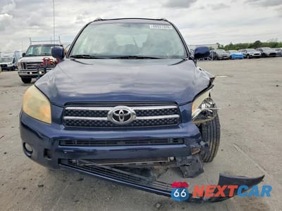 Piąte zdjęcie samochodu w środku: 2007 TOYOTA RAV4 LIMITED VIN:JTMBD31V976035491 - miniatura