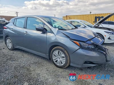 Czwarte zdjęcie samochodu z boku: 2023 NISSAN LEAF S VIN:1N4AZ1BV8PC554717 - miniatura