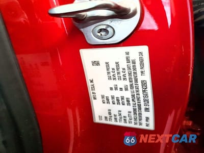 Zdjęcie 12 z 12 samochodu: 2023 TESLA MODEL 3 VIN:5YJ3E1EA7PF433929 - miniatura