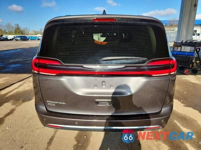 Zdjęcie 6 z 14 samochodu: 2022 CHRYSLER PACIFICA TOURING L VIN:2C4RC1BG3NR148946 - miniatura