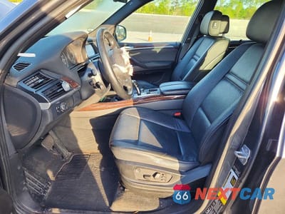 Zdjęcie 7 z 12 samochodu: 2013 BMW X5 XDRIVE35D VIN:5UXZW0C52D0B91537 - miniatura