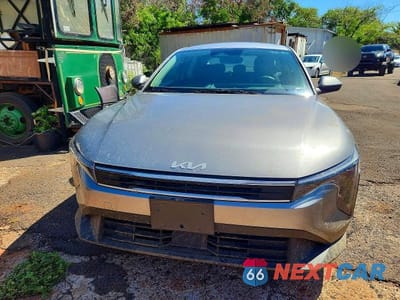 Piąte zdjęcie samochodu w środku: 2025 KIA K4 LXS VIN:3KPFT4DE1SE093734 - miniatura