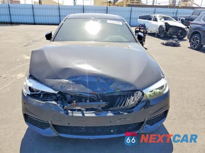 Piąte zdjęcie samochodu w środku: 2019 BMW 540 I VIN:WBAJE5C59KWW18683 - miniatura