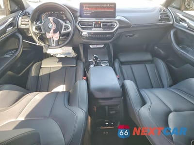 Zdjęcie 8 z 12 samochodu: 2025 BMW X4 M40I VIN:5UX43DT02S9Y06057 - miniatura