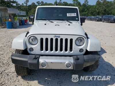 Piąte zdjęcie samochodu w środku: 2015 JEEP WRANGLER UNLIMITED SAHARA VIN:1C4BJWEG4FL540926 - miniatura