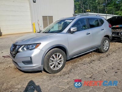 2017 NISSAN ROGUE SV KNMAT2MT7HP567921 - główne zdjęcie licytacji z USA - miniatura