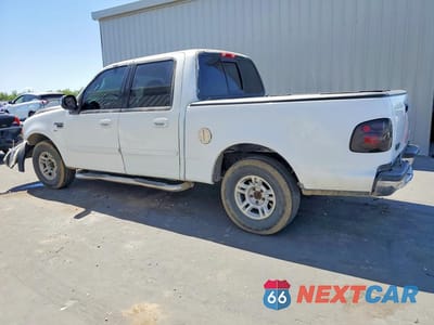 Drugie zdjęcie samochodu z przodu: 2001 FORD F150 SUPERCREW VIN:1FTRW07L11KE61610 - miniatura