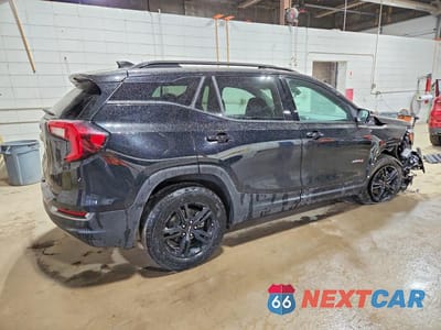 Trzecie zdjęcie samochodu z tyłu: 2024 GMC TERRAIN AT4 VIN:3GKALYEG4RL165523 - miniatura
