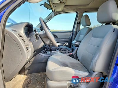 Zdjęcie 7 z 12 samochodu: 2006 FORD ESCAPE XLT VIN:1FMCU93196KB10130 - miniatura