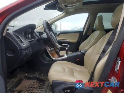 Zdjęcie 7 z 13 samochodu: 2017 VOLVO XC60 T6 INSCRIPTION VIN:YV449MRU5H2009083 - miniatura