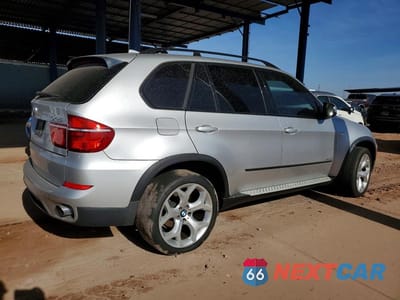 Trzecie zdjęcie samochodu z tyłu: 2013 BMW X5 XDRIVE35I VIN:5UXZV4C59D0E02713 - miniatura