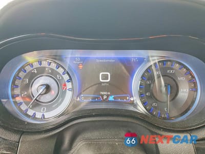 Zdjęcie 9 z 13 samochodu: 2023 CHRYSLER 300 S VIN:2C3CCABG9PH599771 - miniatura