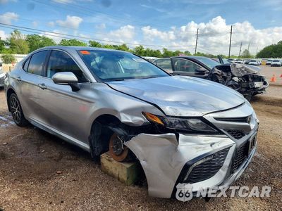 Czwarte zdjęcie samochodu z boku: 2024 TOYOTA CAMRY SE VIN:4T1G11AKXRU895645 - miniatura