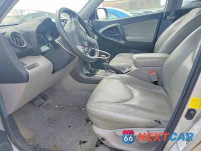 Zdjęcie 7 z 13 samochodu: 2011 TOYOTA RAV4 BASE VIN:2T3BF4DV9BW148134 - miniatura