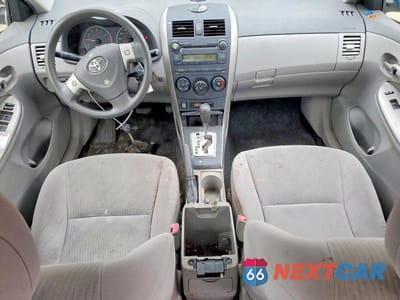 Zdjęcie 8 z 12 samochodu: 2010 TOYOTA COROLLA LE VIN:JTDBU4EE9AJ075932 - miniatura