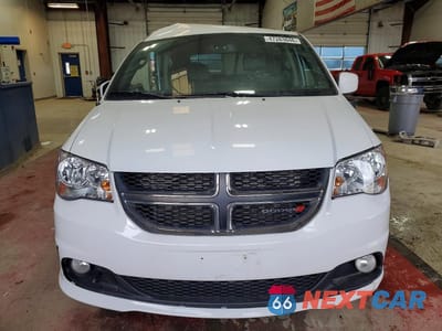 Piąte zdjęcie samochodu w środku: 2019 DODGE GRAND CARAVAN SXT VIN:2C4RDGCGXKR749944 - miniatura