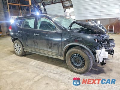 Czwarte zdjęcie samochodu z boku: 2017 NISSAN ROGUE S VIN:JN8AT2MV3HW008443 - miniatura