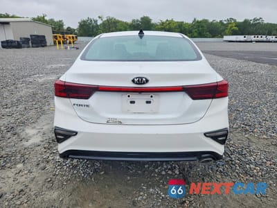 Zdjęcie 6 z 12 samochodu: 2021 KIA FORTE LXS VIN:3KPF24AD3ME304076 - miniatura