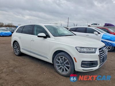 Czwarte zdjęcie samochodu z boku: 2017 AUDI Q7 PRESTIGE VIN:WA1VAAF7XHD034801 - miniatura