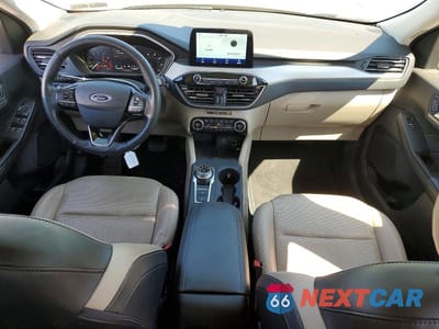 Zdjęcie 8 z 12 samochodu: 2021 FORD ESCAPE SEL VIN:1FMCU9H96MUA71271 - miniatura