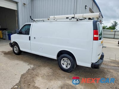 Drugie zdjęcie samochodu z przodu: 2013 CHEVROLET EXPRESS G2500 UTILITY / SERVICE VAN VIN:1GCWGFCA3D1903305 - miniatura