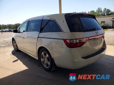 Drugie zdjęcie samochodu z przodu: 2013 HONDA ODYSSEY TOURING VIN:5FNRL5H90DB008959 - miniatura