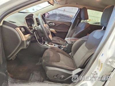 Zdjęcie 7 z 13 samochodu: 2017 JEEP CHEROKEE LATITUDE VIN:1C4PJLCB0HW586234 - miniatura
