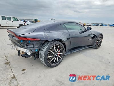 Trzecie zdjęcie samochodu z tyłu: 2019 ASTON MARTIN VANTAGE VIN:SCFSMGAWXKGN01076 - miniatura