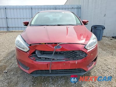 Piąte zdjęcie samochodu w środku: 2015 FORD FOCUS SE VIN:1FADP3F21FL229016 - miniatura