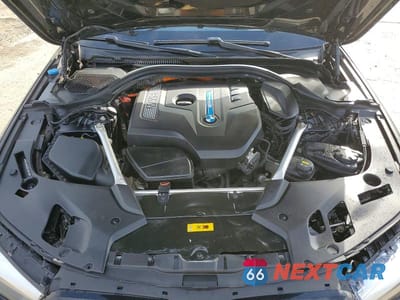 Zdjęcie 11 z 11 samochodu: 2019 BMW 530E VIN:WBAJA9C52KB399446 - miniatura