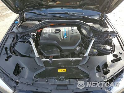 Zdjęcie 11 z 12 samochodu: 2019 BMW 530E VIN:WBAJA9C52KB399446 - miniatura