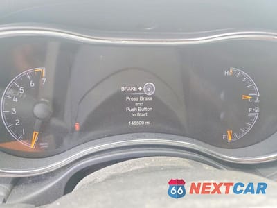 Zdjęcie 9 z 12 samochodu: 2018 JEEP GRAND CHEROKEE LIMITED VIN:1C4RJEBG6JC275139 - miniatura