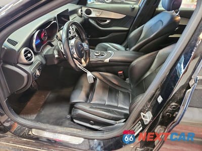 Zdjęcie 7 z 12 samochodu: 2019 MERCEDES-BENZ C 300 VIN:55SWF8DB8KU320138 - miniatura