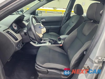 Zdjęcie 7 z 11 samochodu: 2008 FORD FOCUS SE VIN:1FAHP35N08W225120 - miniatura