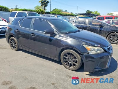 Czwarte zdjęcie samochodu z boku: 2014 LEXUS CT 200H BASE VIN:JTHKD5BH5E2197996 - miniatura