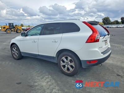 Drugie zdjęcie samochodu z przodu: 2013 VOLVO XC60 3.2 VIN:YV4940DLXD2371304 - miniatura