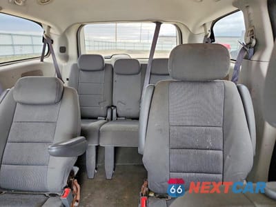 Zdjęcie 10 z 13 samochodu: 2009 DODGE GRAND CARAVAN SE VIN:2D8HN44E99R622067 - miniatura