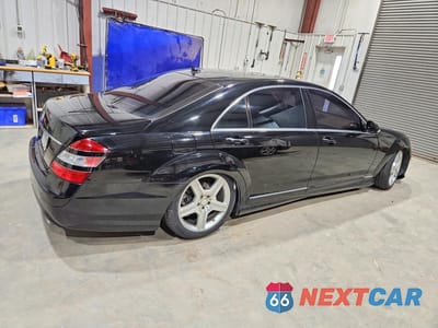 Trzecie zdjęcie samochodu z tyłu: 2007 MERCEDES-BENZ S 550 VIN:WDDNG71X07A089424 - miniatura
