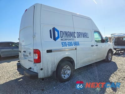 Trzecie zdjęcie samochodu z tyłu: 2021 NISSAN NV 2500 HD SV VIN:1N6AF0LY9MN810236 - miniatura