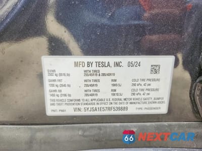 Zdjęcie 12 z 12 samochodu: 2024 TESLA MODEL S VIN:5YJSA1E57RF539889 - miniatura