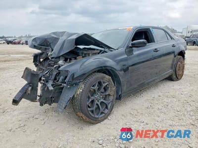 2019 CHRYSLER 300 S 2C3CCABG9KH515165 - główne zdjęcie licytacji z USA - miniatura
