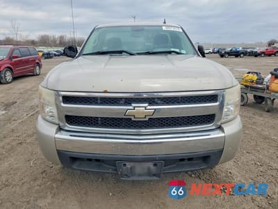 Piąte zdjęcie samochodu w środku: 2008 CHEVROLET SILVERADO C1500 VIN:1GCEC14X98Z176241 - miniatura