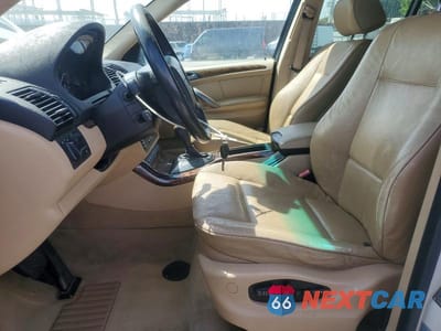 Zdjęcie 7 z 11 samochodu: 2004 BMW X5 3.0I VIN:5UXFA13554LU37113 - miniatura