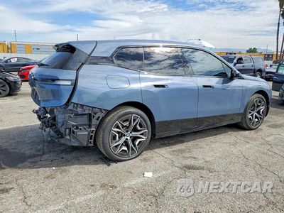 Trzecie zdjęcie samochodu z tyłu: 2024 BMW IX XDRIVE50 VIN:WB523CF04RCR06118 - miniatura